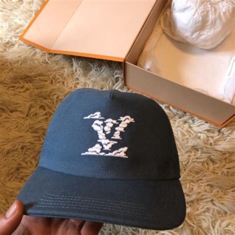lv cloud cap